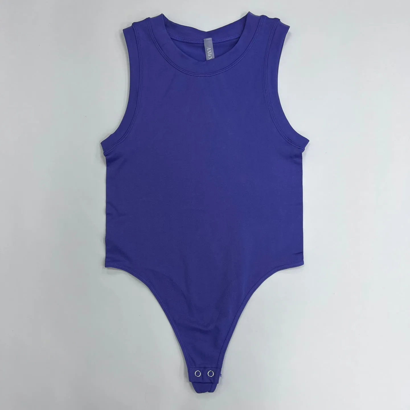 Women's Round Neckline Sleeveless Fitted Bodysuit